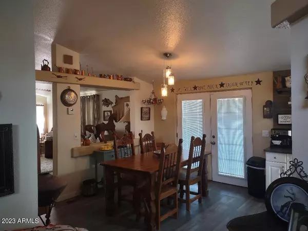 Apache Junction, AZ 85119,2690 S VAL VISTA Road