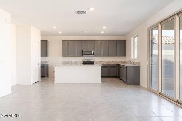 Coolidge, AZ 85128,1600 W PIMA Court