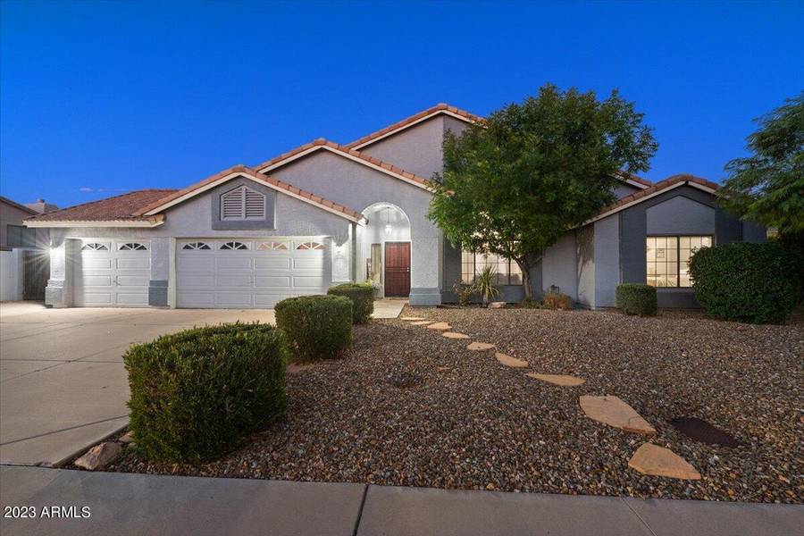 533 S WINTHROP Street, Gilbert, AZ 85296