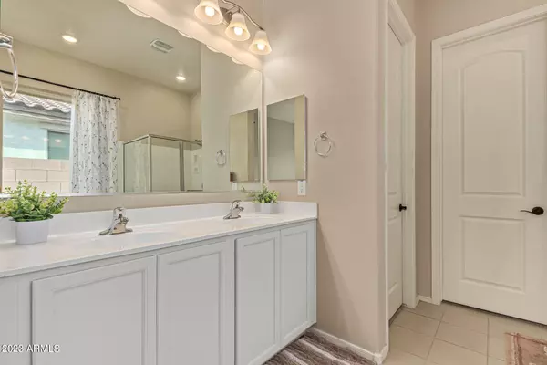 Glendale, AZ 85305,7037 N 84TH Drive