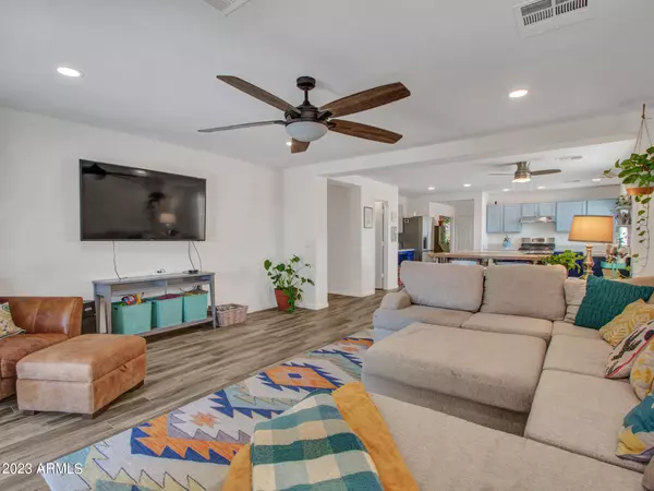 Phoenix, AZ 85086,2309 W FLORENTINE Road