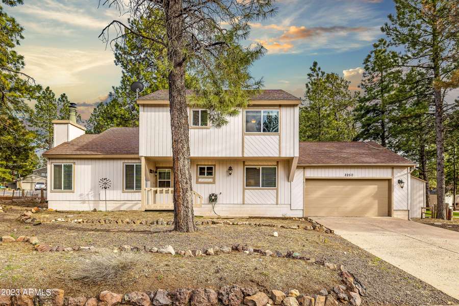 2250 N RIO DE FLAG Drive, Flagstaff, AZ 86004