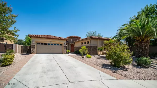 4157 S ST CLAIRE Circle, Mesa, AZ 85212