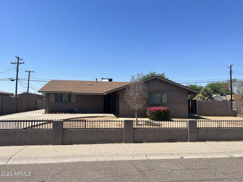 3036 N 43RD Avenue, Phoenix, AZ 85031