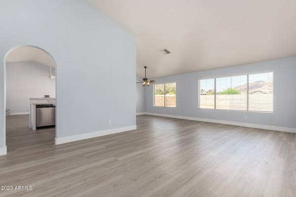 Glendale, AZ 85310,4432 W VILLA LINDA Drive