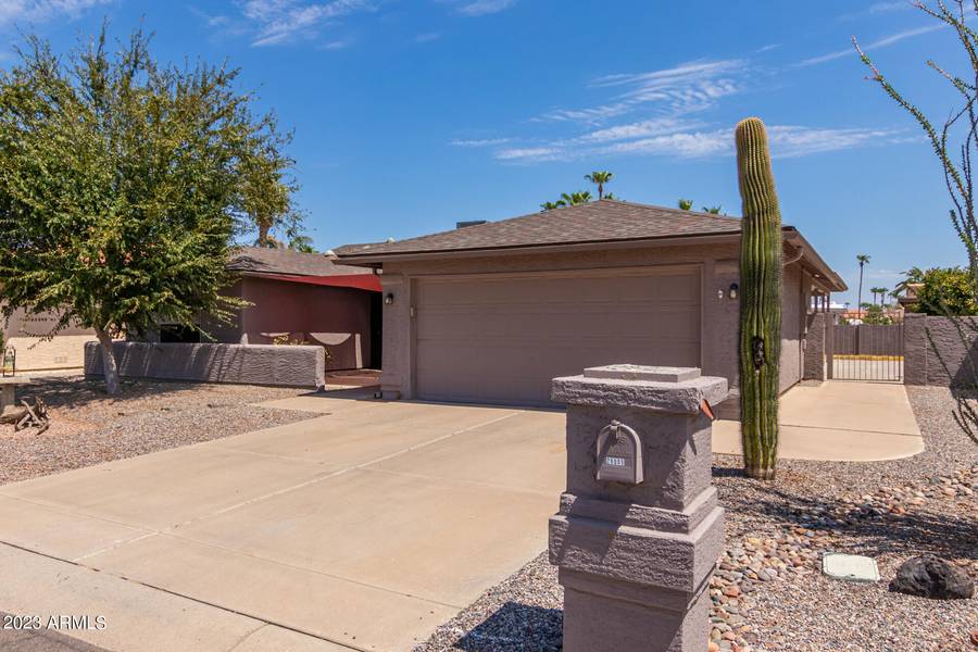 26005 S BEECH CREEK Drive, Sun Lakes, AZ 85248