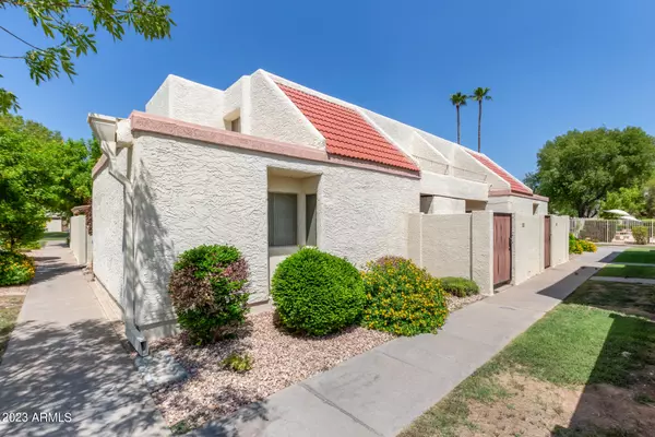 7824 E ROVEY Avenue, Scottsdale, AZ 85250