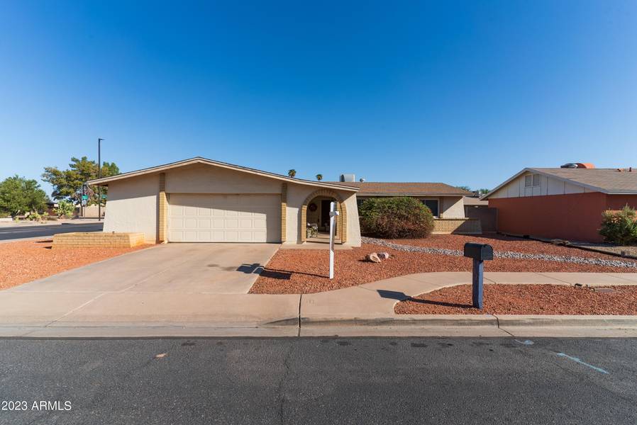 2624 W IRISADO Circle, Mesa, AZ 85202