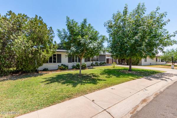 Phoenix, AZ 85023,2425 W SHADY GLEN Avenue