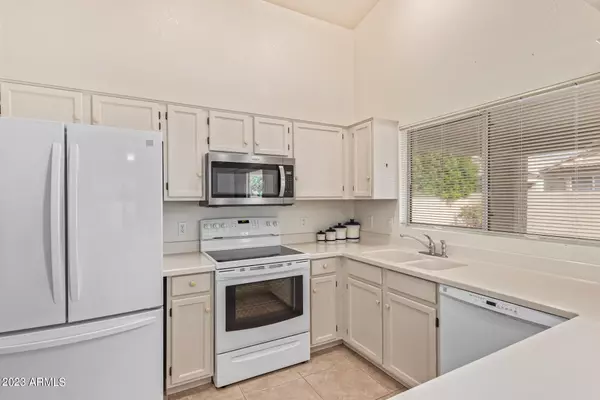 Surprise, AZ 85374,13964 W Paiute Trail