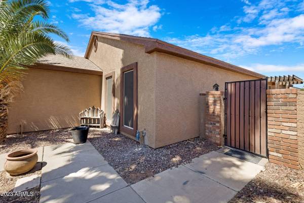 Chandler, AZ 85225,834 E MANOR Drive