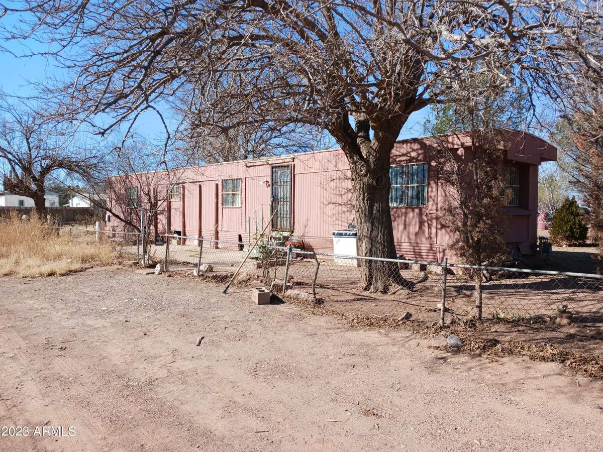 Douglas, AZ 85607,2509 E Carnation Street