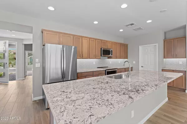 Wickenburg, AZ 85390,3261 MAVERICK Drive