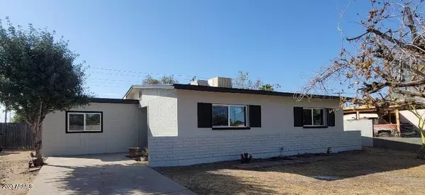 8113 W Weldon Avenue, Phoenix, AZ 85033