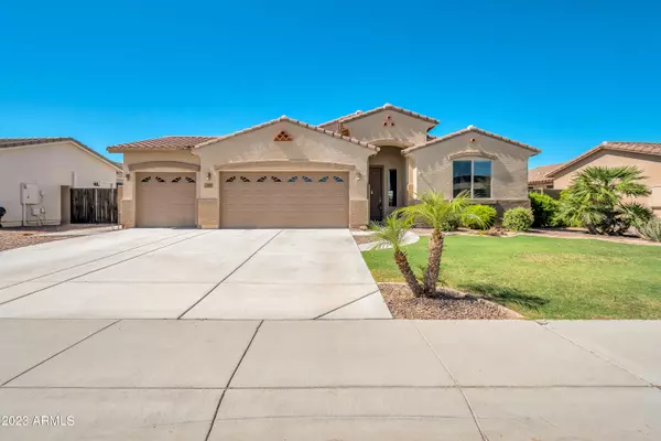 1013 W BRANGUS Way, San Tan Valley, AZ 85143