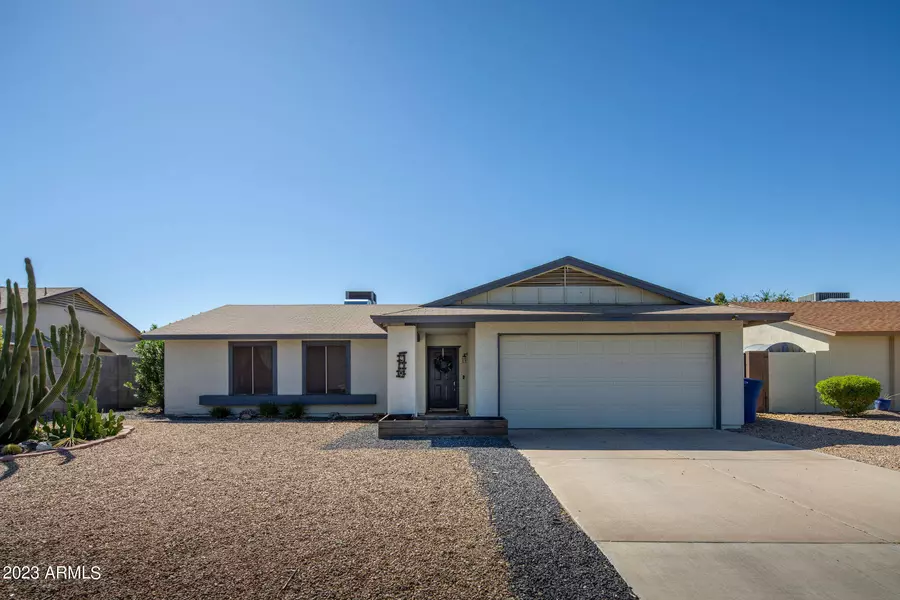 519 W PALOMINO Drive, Chandler, AZ 85225