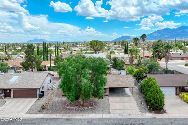 Sierra Vista, AZ 85635,1216 QUAIL HOLLOW Drive