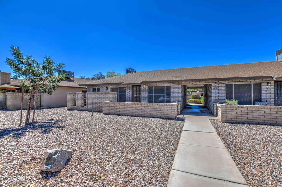 6414 S NEWBERRY Road #B, Tempe, AZ 85283