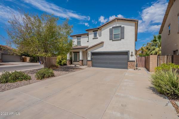 4882 E AMARILLO Drive, San Tan Valley, AZ 85140