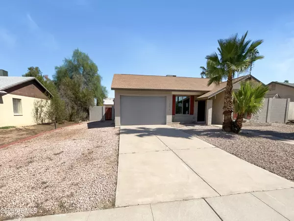 Phoenix, AZ 85023,1956 W ANGELA Drive