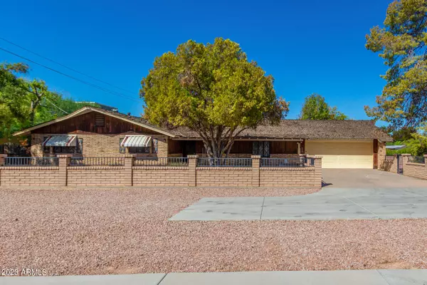 Mesa, AZ 85201,1401 W PEPPER Place