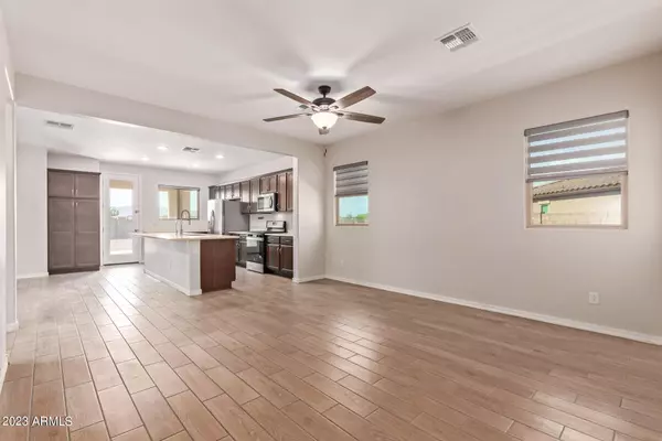 Waddell, AZ 85355,8498 N 174th Lane