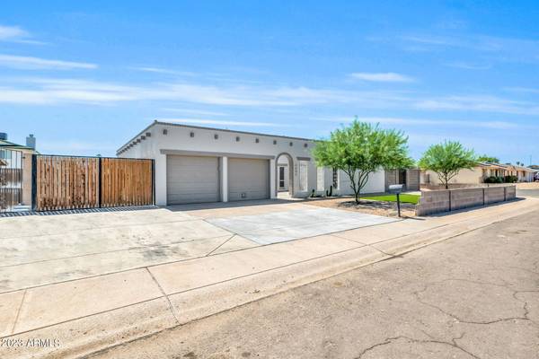 Phoenix, AZ 85029,3645 W CHARTER OAK Road