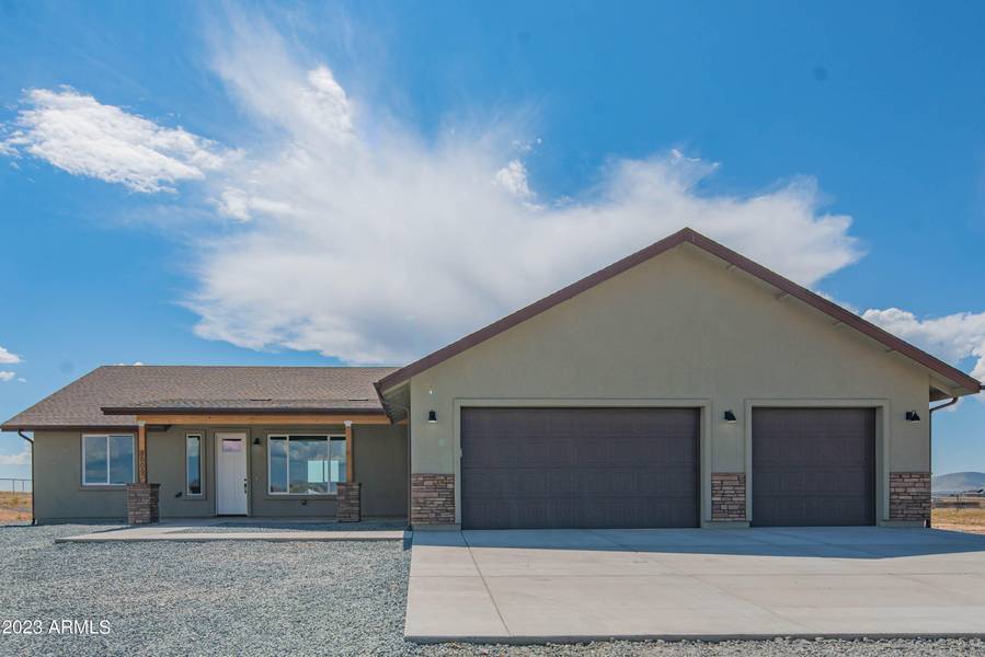 9809 E Livery Lane, Prescott Valley, AZ 86315