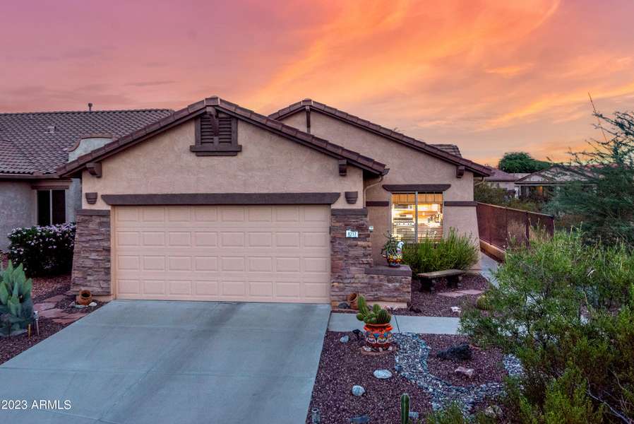 8217 S PIONEER Court, Gold Canyon, AZ 85118