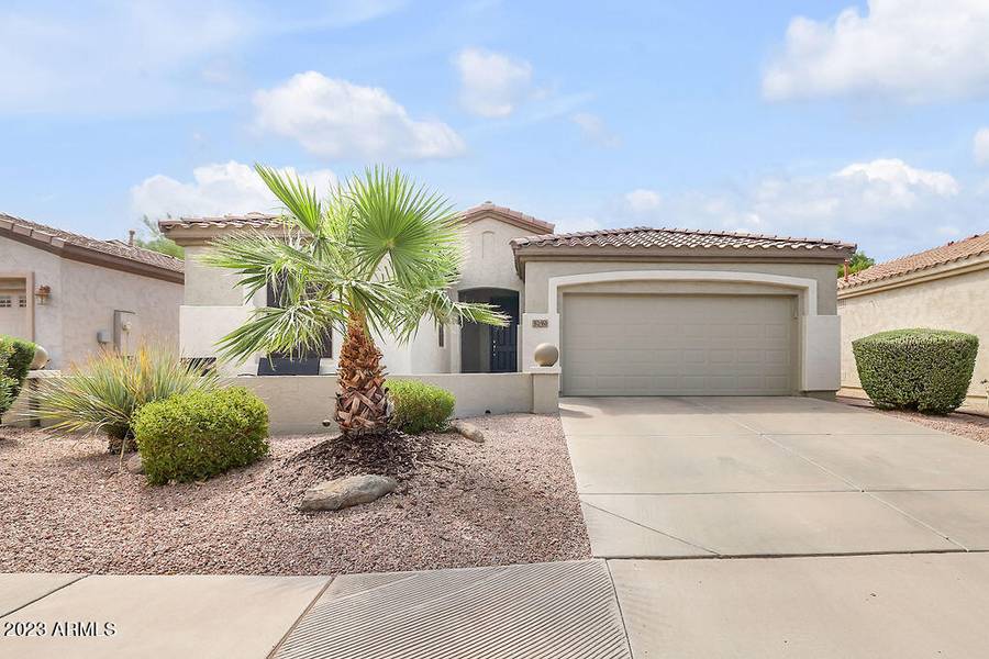 5290 S BARLEY Way, Gilbert, AZ 85298