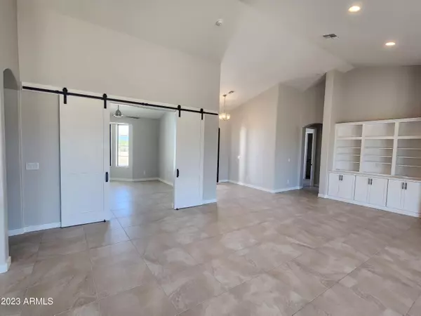 Scottsdale, AZ 85262,14117 E ALOE VERA Drive