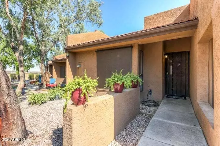 3228 W GLENDALE Avenue #143, Phoenix, AZ 85051