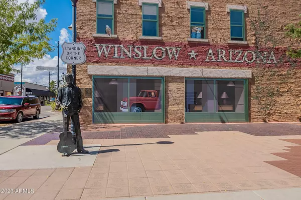 1917 North Road,  Winslow,  AZ 86047