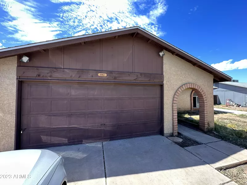 541 W MYRNA Lane, Chandler, AZ 85225