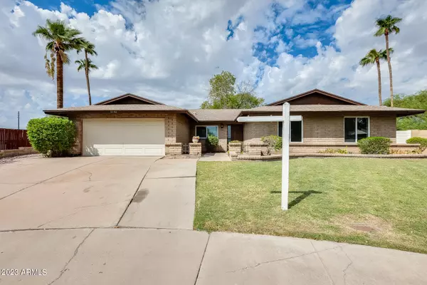 2732 W OBISPO Circle, Mesa, AZ 85202