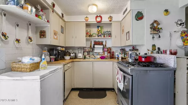 Nogales, AZ 85621,458 W ELM Street