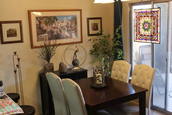 Phoenix, AZ 85017,2533 W HAZELWOOD Street #8