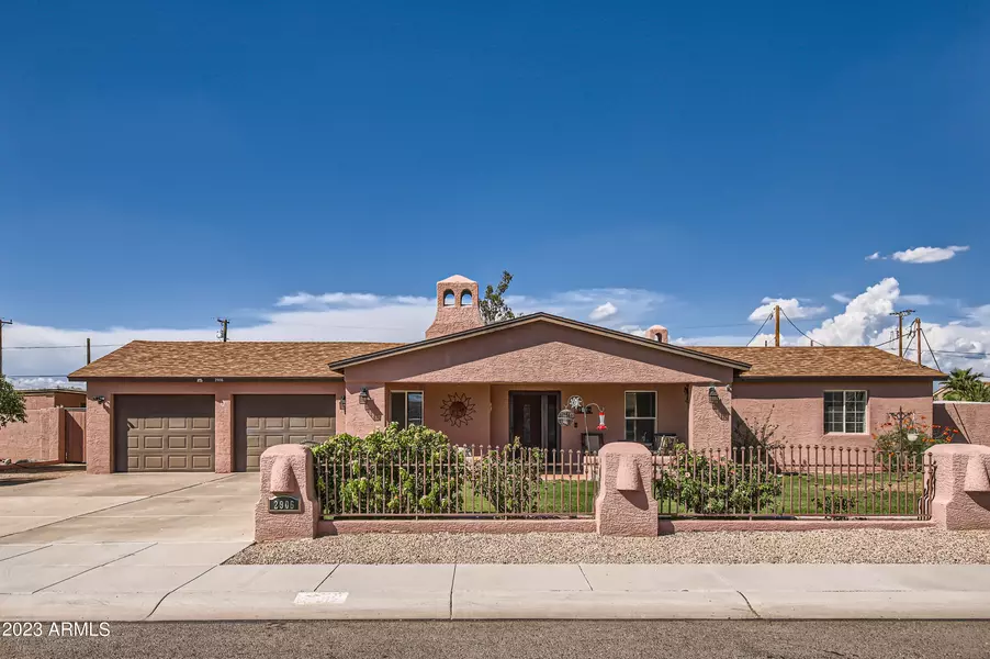 2906 E DANBURY Road, Phoenix, AZ 85032