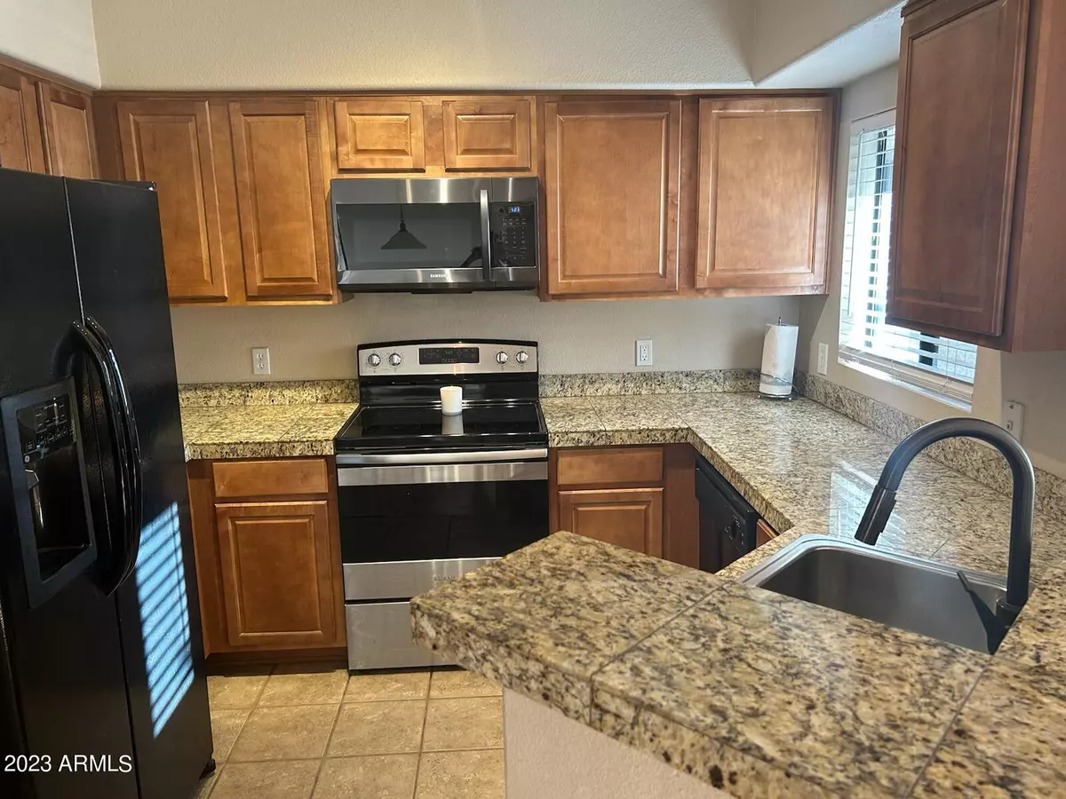 Scottsdale, AZ 85260,15095 N Thompson Peak Parkway #1060