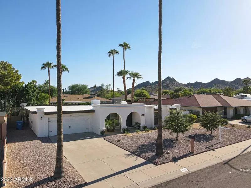 2445 E MESCAL Street, Phoenix, AZ 85028