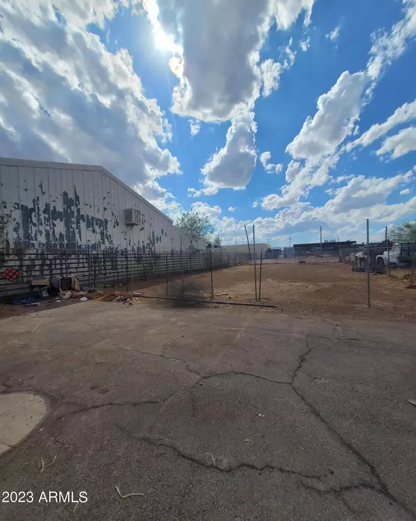 Phoenix, AZ 85034,840 S 9TH Place #-