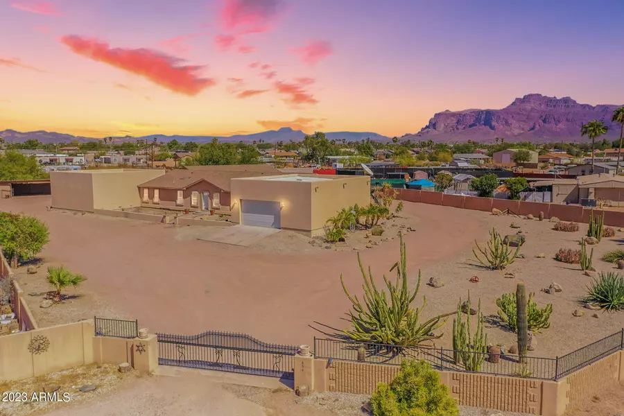 454 E 26TH Avenue, Apache Junction, AZ 85119