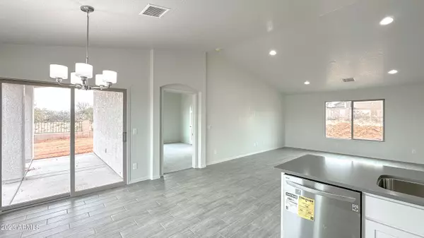 Benson, AZ 85602,1696 S Tenen Pass #Lot 26