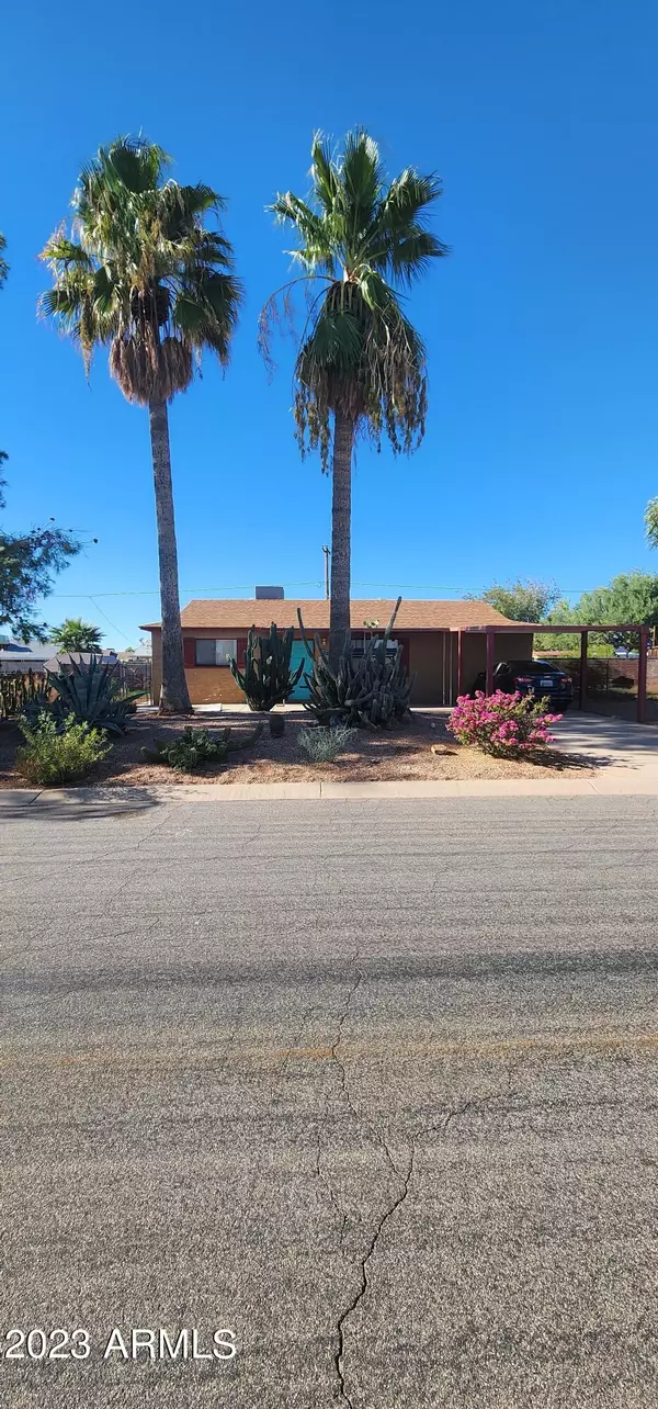 Morristown, AZ 85342,150 DEBS Circle