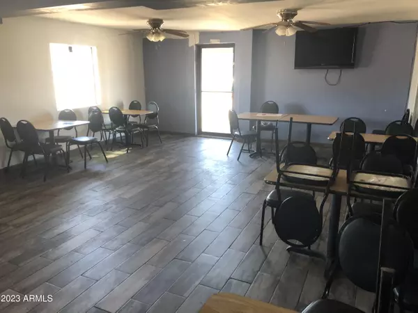 Douglas, AZ 85607,1927 A AVE Avenue