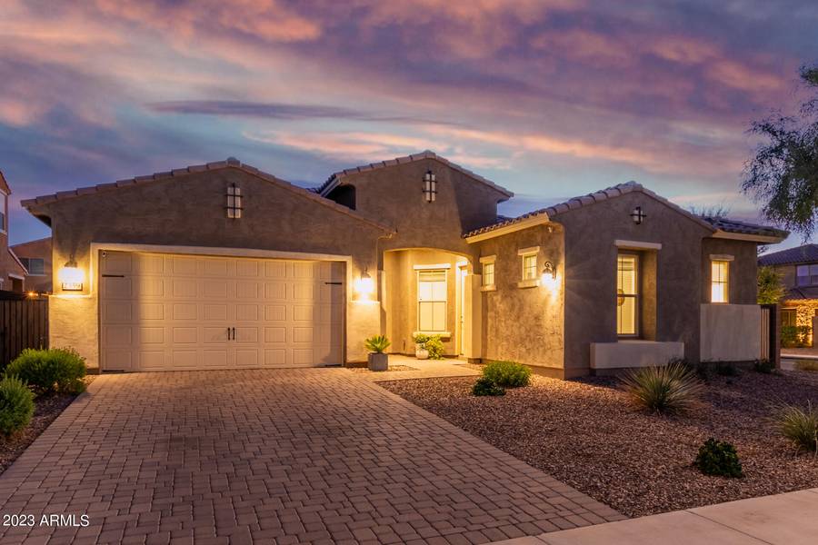 2359 E CHERRY HILL Drive, Gilbert, AZ 85298