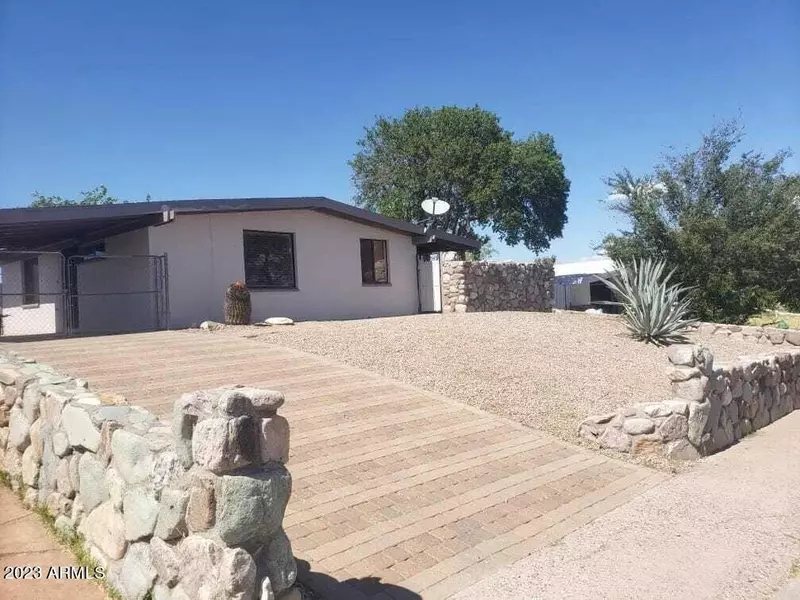 142 W 6TH Avenue, San Manuel, AZ 85631