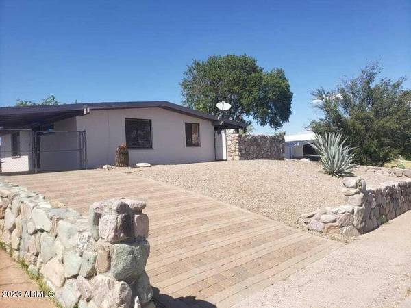 San Manuel, AZ 85631,142 W 6TH Avenue