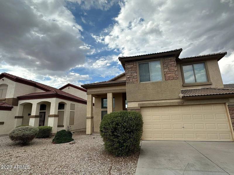 1986 W VINEYARD PLAINS Drive, San Tan Valley, AZ 85144