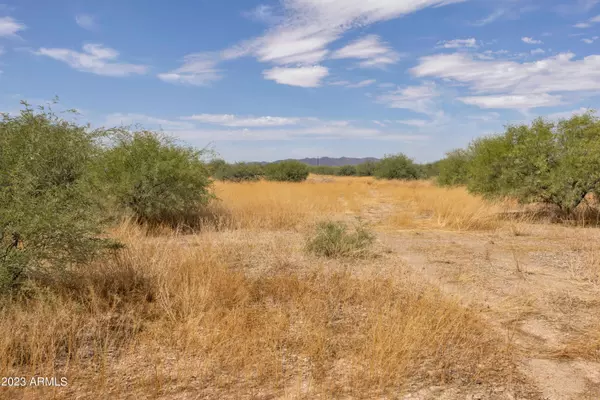 Eloy, AZ 85131,4905 N ZAPOTEC Avenue #35